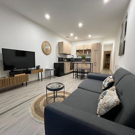 Apartament Le Mendes Évron Zewnętrze zdjęcie