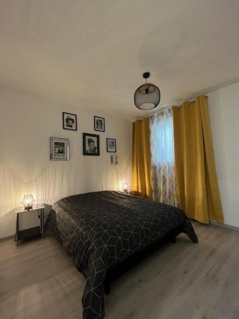 Apartament Le Mendes Évron Zewnętrze zdjęcie